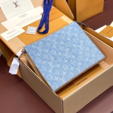 Louis Vuitton Clutch Bags